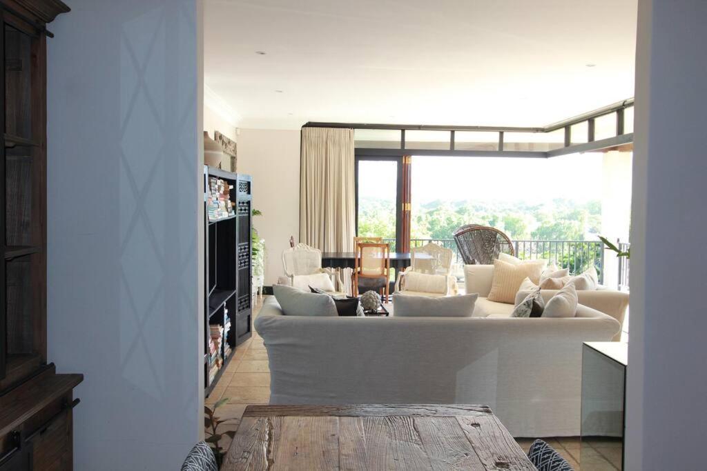 Alphen Drive